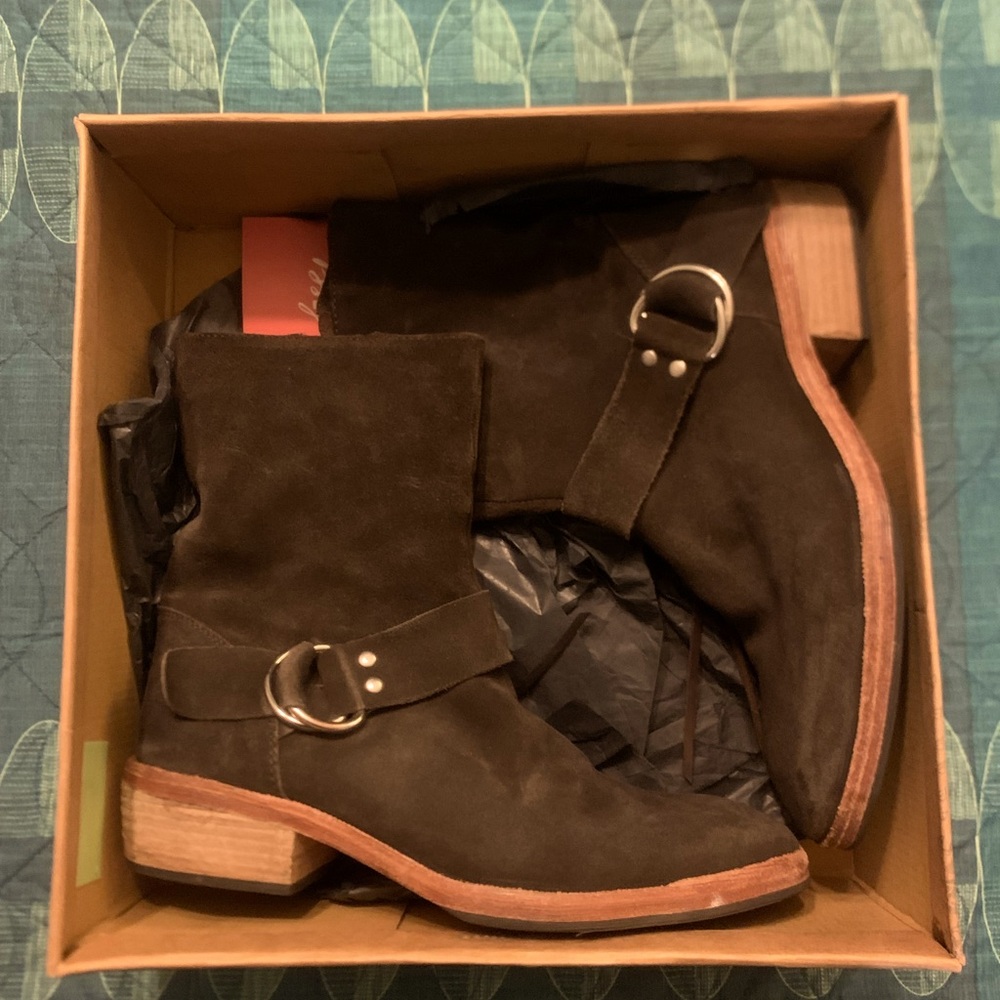 Free People low heel boots.